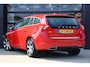 Volvo V60 2.4 D6 AWD Plug-In Hybrid Summum | NAP | Cruise | Navi | Clima | Elektrische Stoelen | Stoelverwarming | Leder