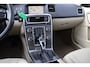Volvo V60 2.4 D6 AWD Plug-In Hybrid Summum | NAP | Cruise | Navi | Clima | Elektrische Stoelen | Stoelverwarming | Leder