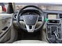 Volvo V60 2.4 D6 AWD Plug-In Hybrid Summum | NAP | Cruise | Navi | Clima | Elektrische Stoelen | Stoelverwarming | Leder