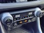 Toyota RAV4 2.5 Hybrid AWD DYNAMIC 1650KG TREKGEW STOELVERW PARK-SENSOREN NAVI CAMERA APPLE/ANDROID LM-VELGEN
