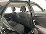 Volkswagen T-Roc 1.0 TSI Style Business Parkeersensoren Navigatie App-Connect DAB+