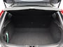 Volvo V40 2.0 T4 190PK Business Sport / Trekhaak / 17" / Nubuck-Leder / Stoelverwarming / LED / Cruise Control /