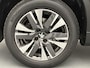 Peugeot 2008 SUV Allure 110pk | Lage kilometerstand! | Navigatie | Achteruitrijcamera | Climate Control | Cruise Control | Parkeersensoren | Half lederen sportstoelen | Apple Carplay / Android Auto | Bluetooth | Elektrisch inklapbare spiegels | Automatisch dimlicht | Regensensor | Donker getint glas | Dealeronderhouden | 16" lichtmetalen velgen |