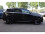 Lynk & Co 01 1.5 MY23! BLACKLINE! ZWARTE-HEMEL ROLHOES MY23 360-CAMERA PANO/SCHUIF INFINITY DAB NAVI CARPLAY STOELVERWARMING ELEK.ACHTERKLEP 20"LMV