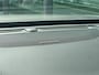 Volvo V90 2.0 T8 Plug-in hybrid AWD Ultimate Dark Volvo V90 2.0 T8 Recharge AWD Ultimate Dark / Pano. dak / Trekhaak / Harman kardon / Elek. verstelbare stoelen / Voor+achter+stuur verwarmd / Leder / Head-up display /