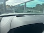 Volvo V90 2.0 T8 Plug-in hybrid AWD Ultimate Dark Volvo V90 2.0 T8 Recharge AWD Ultimate Dark / Pano. dak / Trekhaak / Harman kardon / Elek. verstelbare stoelen / Voor+achter+stuur verwarmd / Leder / Head-up display /