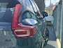 Volvo XC40 2.0 B4 Plus Black Edition / Pano. dak / Elek. verstelbare stoelen / Harman Kardon / Stoel+stuur verwarming / BLIS / Camera achter /