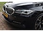 BMW 5-Serie Touring 520d High Executive Aut. | Facelift | 20 Inch | Adap. Cruise | Comfortstoelen | Elek. Klep | Stoelverwarming |