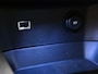 Peugeot 3008 SUV Allure 1.6 165pk Automaat | Lage kilometerstand! | 1550 kg Trekgewicht | Navigatie | Achteruitrijcamera | Climate Control | Cruise Control | Parkeersensoren v+a | Elektrisch inklapbare spiegels | Armsteun | Apple Carplay / Android Auto | Bluetooth | Donker getint glas | Trekhaak | 18" lichtmetalen velgen |