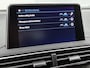 Peugeot 3008 SUV Allure 1.6 165pk Automaat | Lage kilometerstand! | 1550 kg Trekgewicht | Navigatie | Achteruitrijcamera | Climate Control | Cruise Control | Parkeersensoren v+a | Elektrisch inklapbare spiegels | Armsteun | Apple Carplay / Android Auto | Bluetooth | Donker getint glas | Trekhaak | 18" lichtmetalen velgen |