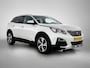 Peugeot 3008 SUV Allure 1.6 165pk Automaat | Lage kilometerstand! | 1550 kg Trekgewicht | Navigatie | Achteruitrijcamera | Climate Control | Cruise Control | Parkeersensoren v+a | Elektrisch inklapbare spiegels | Armsteun | Apple Carplay / Android Auto | Bluetooth | Donker getint glas | Trekhaak | 18" lichtmetalen velgen |