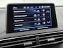 Peugeot 3008 SUV Allure 1.6 165pk Automaat | Lage kilometerstand! | 1550 kg Trekgewicht | Navigatie | Achteruitrijcamera | Climate Control | Cruise Control | Parkeersensoren v+a | Elektrisch inklapbare spiegels | Armsteun | Apple Carplay / Android Auto | Bluetooth | Donker getint glas | Trekhaak | 18" lichtmetalen velgen |