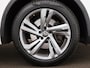 Volkswagen Tiguan 1.4 TSI 245pk DSG eHybrid R-Line Business · Panoramadak · 360 Camera · Wegklapbare Trekhaak · Stoelverwarming · Matrix LED · Head-Up · 19'' Inch ·
