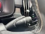 Volvo XC40 1.5 T3 R-Design | Achteruitrijcamera | Apple Carplay\Android Auto | Panoramadak | Memory seat |