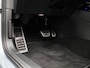 Volkswagen Golf 1.5 eHybrid GTE 272 PK| Origineel Nederlands | 1e Eigenaar | Navigatie | LED Matrix | Achteruitrijcamera | Stoelverwarming | Stuurwielverwarming | Black Style