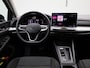 Volkswagen Golf 1.5 eHybrid Life Edition 204 PK| Origineel Nederlands | 1e Eigenaar | Parkeersensoren Voor & Achter | Achteruitrijcamera | Sfeerverlichting