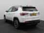 Jeep Compass 1.3T Limited | Achteruitrijcamera | Trekhaak | Panoramadak | Climate Control | Parkeersensoren | Stoelverwarming