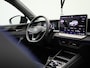 Volkswagen Tayron 1.5 eHybrid R-Line Edition 272PK | SoH 100% | Panoramadak | Trekhaak | Navigatie Groot Scherm | 360 Camera | Head-Updisplay | Stoelverwarming Voor & Achter | Elektrische Achterklep | Black Style