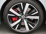 Volkswagen Golf 1.5 eHybrid GTE 272 PK| Origineel Nederlands | 1e Eigenaar | Navigatie | LED Matrix | Achteruitrijcamera | Stoelverwarming | Stuurwielverwarming | Black Style