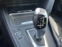 BMW 3-Serie 320i Executive | Stoelverwarming | Navi | Trekhaak