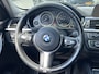 BMW 3-Serie 320i Executive | Stoelverwarming | Navi | Trekhaak