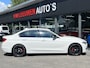 BMW 3-Serie 320i Executive | Stoelverwarming | Navi | Trekhaak
