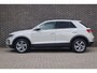 Volkswagen T-Roc 1.0 TSI 110pk Life | Achteruitrijcamera | Trekhaak | Adaptieve cruisecontrol