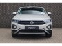 Volkswagen T-Roc 1.0 TSI 110pk Life | Achteruitrijcamera | Trekhaak | Adaptieve cruisecontrol
