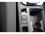Volkswagen T-Roc 1.0 TSI 110pk Life | Achteruitrijcamera | Trekhaak | Adaptieve cruisecontrol