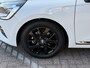 Renault Clio 1.6 E-Tech Hybrid 140 Zen | Navigatie | Cruise Control | Parkeersensoren | LED | DAB | Lichtmetaal |