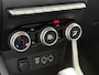 Renault Clio 1.6 E-Tech Hybrid 140 Zen | Navigatie | Cruise Control | Parkeersensoren | LED | DAB | Lichtmetaal |