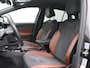 Volkswagen ID.4 Pro Business Advantage 77 kWh 204PK Aut. SOH 95,97%, Panoramadak, Trekhaak, Warmtepomp, Keyless, 360 gr. Camera, Navi, Stoelverwarming, 19" LM Velgen