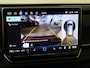 Volkswagen Tayron 1.5 eHybrid Life | SoH 98% | Adaptieve demping | 360 camera | Parkeerassistent | Stoel- en stuurwielverwarming | Navigatie | Dodehoek detectie | 3-zone airco |