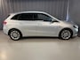 Mercedes-Benz B-klasse 250 e 18''/Sfeerverlichting/Navigatie/Camera/DAB/PDC v+a/Stoelverwarming/Apple Carplay & Android Auto