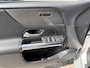 Mercedes-Benz B-klasse 250 e 18''/Sfeerverlichting/Navigatie/Camera/DAB/PDC v+a/Stoelverwarming/Apple Carplay & Android Auto