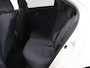 Kia Rio 1.2 CVVT ExecutiveLine | Navigatie | Stoel/Stuurwielverwarming | Parkeercamera | Climate Control | Parkeersensoren