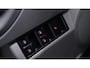 Volkswagen Beetle New Cabriolet 1.6 Cabriolet airco lederen bekleding PDC achter stereo 16"-lmv stoelverwarming electric-pack
