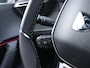 Peugeot e-2008 EV GT Avantage 54 kWh | 1ste eigenaar | AppleCarPlay/AndroidAuto | Climate Control | Adaptief Cruise Control | 360'Camera | FULL LED | LMV | Parkeersensoren | Privacy Glass | Isofix | Two-Tone | Sfeerverlichting |