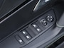 Peugeot e-2008 EV GT Avantage 54 kWh | 1ste eigenaar | AppleCarPlay/AndroidAuto | Climate Control | Adaptief Cruise Control | 360'Camera | FULL LED | LMV | Parkeersensoren | Privacy Glass | Isofix | Two-Tone | Sfeerverlichting |