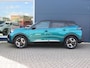 Peugeot e-2008 EV GT Avantage 54 kWh | 1ste eigenaar | AppleCarPlay/AndroidAuto | Climate Control | Adaptief Cruise Control | 360'Camera | FULL LED | LMV | Parkeersensoren | Privacy Glass | Isofix | Two-Tone | Sfeerverlichting |