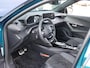 Peugeot e-2008 EV GT Avantage 54 kWh | 1ste eigenaar | AppleCarPlay/AndroidAuto | Climate Control | Adaptief Cruise Control | 360'Camera | FULL LED | LMV | Parkeersensoren | Privacy Glass | Isofix | Two-Tone | Sfeerverlichting |
