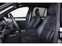 Volvo XC90 T8 Recharge AWD Ultra Black Edition - Luchtvering - Panorama/schuifdak - IntelliSafe Assist & Surround - 360º Camera - Bowers & Wilkins audio - Adaptieve LED koplampen - Verwarmde voorstoelen, stuur & achterbank - Parkeersensoren voor & achter - Elektr. bedienb. voorstoelen met geheugen - Geventileerde voorstoelen - Head up display - Draadloze tel. lader - Extra getint glas - Inklapbare trekhaak - 22' LMV