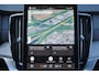 Volvo XC90 T8 Recharge AWD Ultra Black Edition - Luchtvering - Panorama/schuifdak - IntelliSafe Assist & Surround - 360º Camera - Bowers & Wilkins audio - Adaptieve LED koplampen - Verwarmde voorstoelen, stuur & achterbank - Parkeersensoren voor & achter - Elektr. bedienb. voorstoelen met geheugen - Geventileerde voorstoelen - Head up display - Draadloze tel. lader - Extra getint glas - Inklapbare trekhaak - 22' LMV