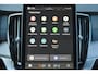 Volvo XC90 T8 Recharge AWD Ultra Black Edition - Luchtvering - Panorama/schuifdak - IntelliSafe Assist & Surround - 360º Camera - Bowers & Wilkins audio - Adaptieve LED koplampen - Verwarmde voorstoelen, stuur & achterbank - Parkeersensoren voor & achter - Elektr. bedienb. voorstoelen met geheugen - Geventileerde voorstoelen - Head up display - Draadloze tel. lader - Extra getint glas - Inklapbare trekhaak - 22' LMV