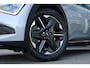 Kia EV6 Light Edition 63 kWh / Stoel en stuurwielverwarming / Camera / Carplay