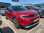 Opel Mokka-e Business Elegance 50-kWh 11kw bl. | Keyless Entry | Dodehoek detectie | Cruise Control | Full Led | Navigfatie Full | Stoelverwarming | Achteruitrijcamera |