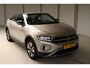 Volkswagen T-Roc Cabrio 1.0 TSI Style | 17 inch LM | IQ Light | Navigatie | PDC + Camera | Side Assist