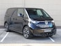Volkswagen ID. Buzz Cargo Bulli Limited Edition Elektromotor 250 kW (340 pk) | 4x4 | 360 camera | Navi | Elek. bedien. Achterklep | Wegkl. Trekhaak | Comfort stoelen | Led Matrix | Schuifdeur links en rechts