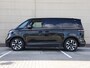 Volkswagen ID. Buzz Cargo Bulli Limited Edition Elektromotor 286PK 79 kWh | 360 camera | Navi | Elek. bedien. Achterklep | Wegkl. Trekhaak | Comfort stoelen | Led Matrix |