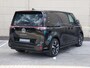 Volkswagen ID. Buzz Cargo Bulli Limited Edition Elektromotor 286PK 79 kWh | 360 camera | Navi | Elek. bedien. Achterklep | Wegkl. Trekhaak | Comfort stoelen | Led Matrix |